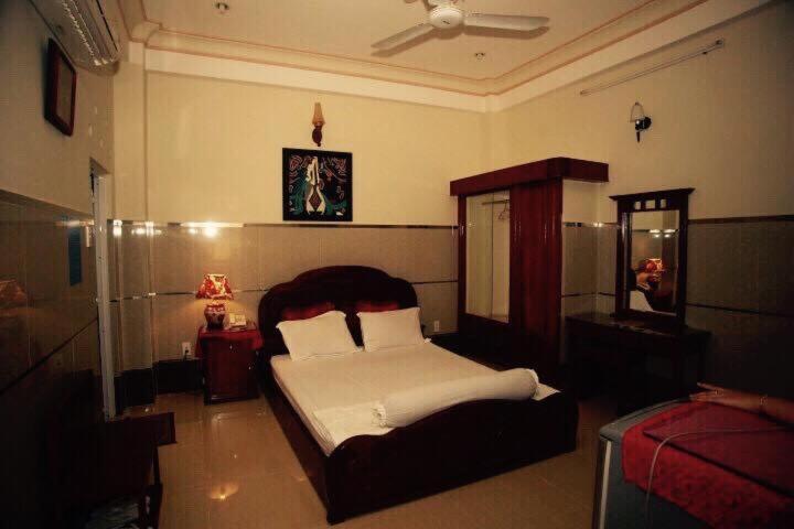 Tan Dat Hoa Hotel & Massage Cidade de Ho Chi Minh Exterior foto