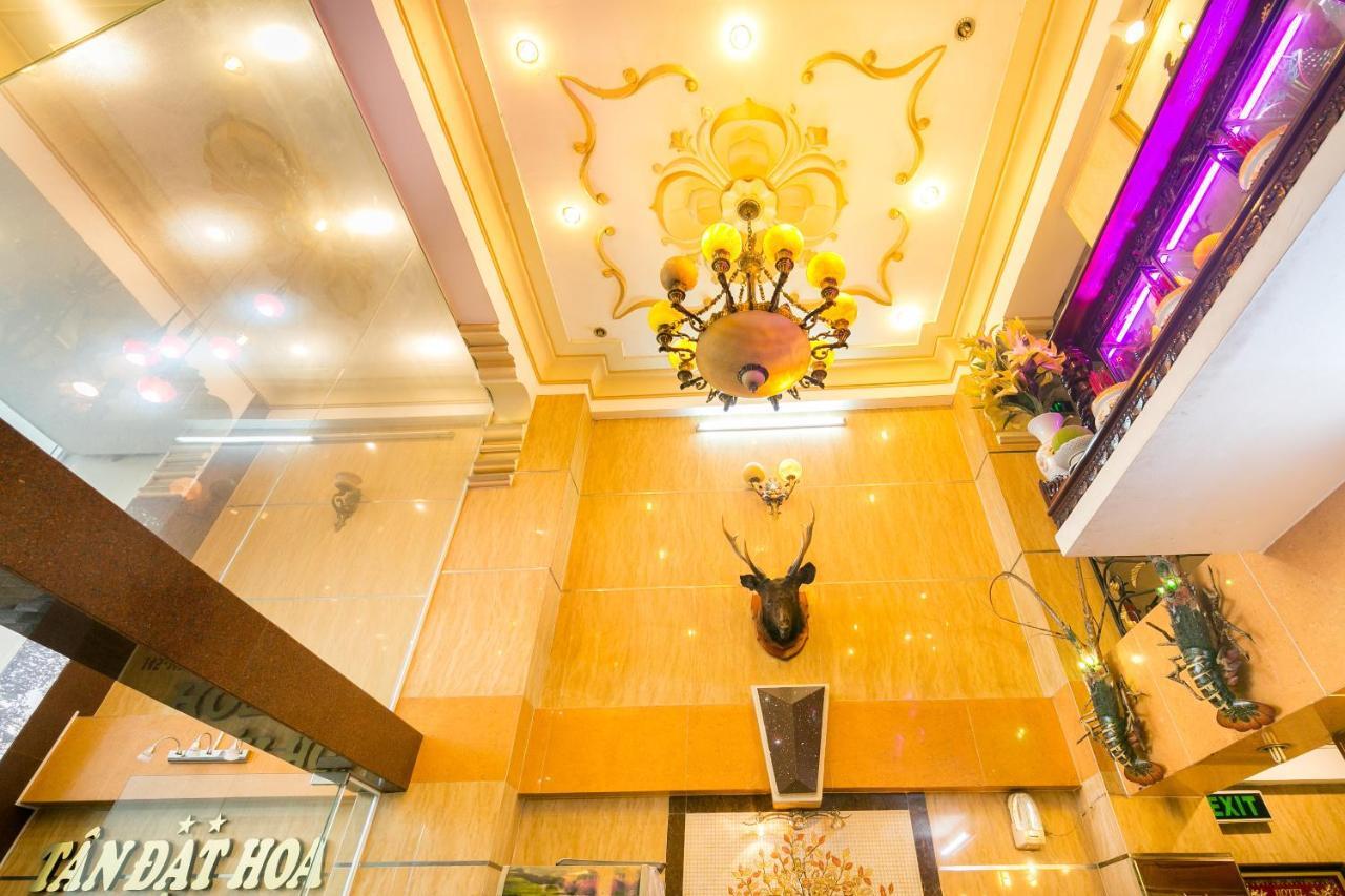 Tan Dat Hoa Hotel & Massage Cidade de Ho Chi Minh Exterior foto