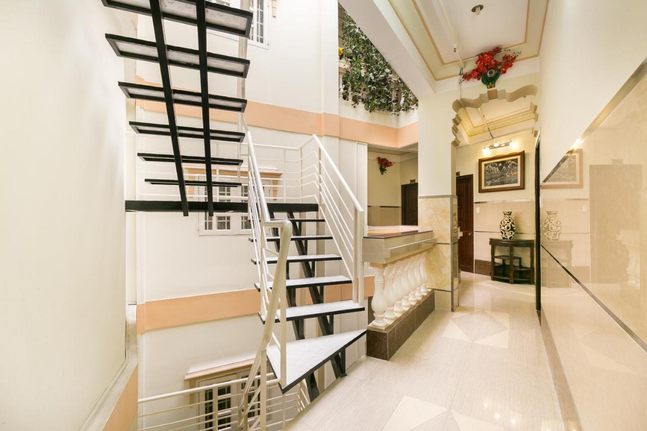 Tan Dat Hoa Hotel & Massage Cidade de Ho Chi Minh Exterior foto